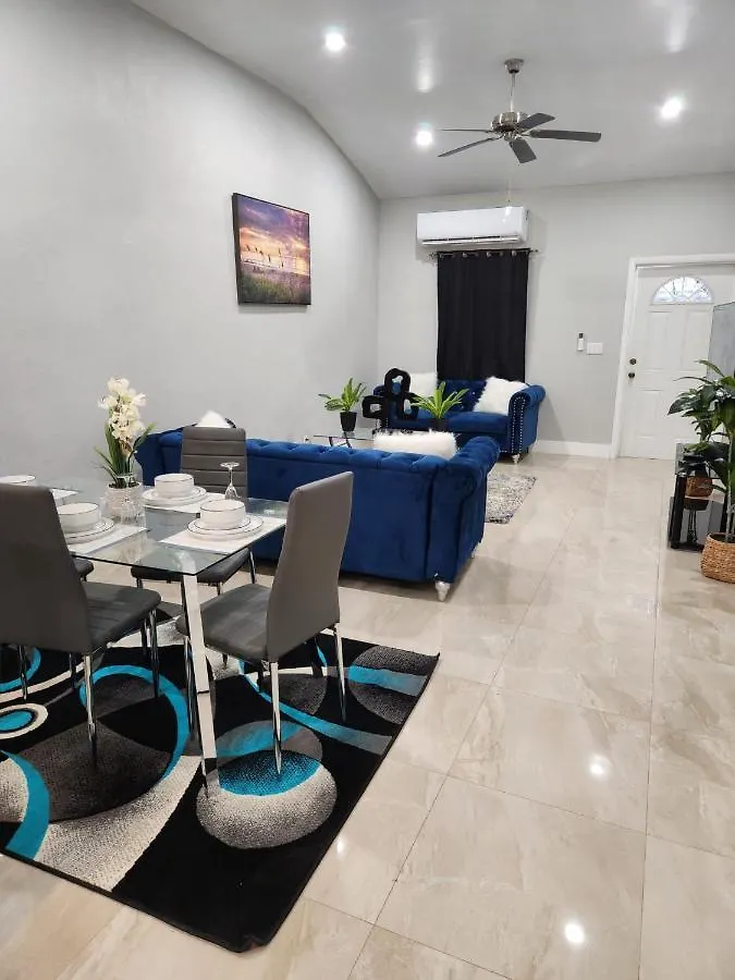 The Hide Away Apartment Nassau